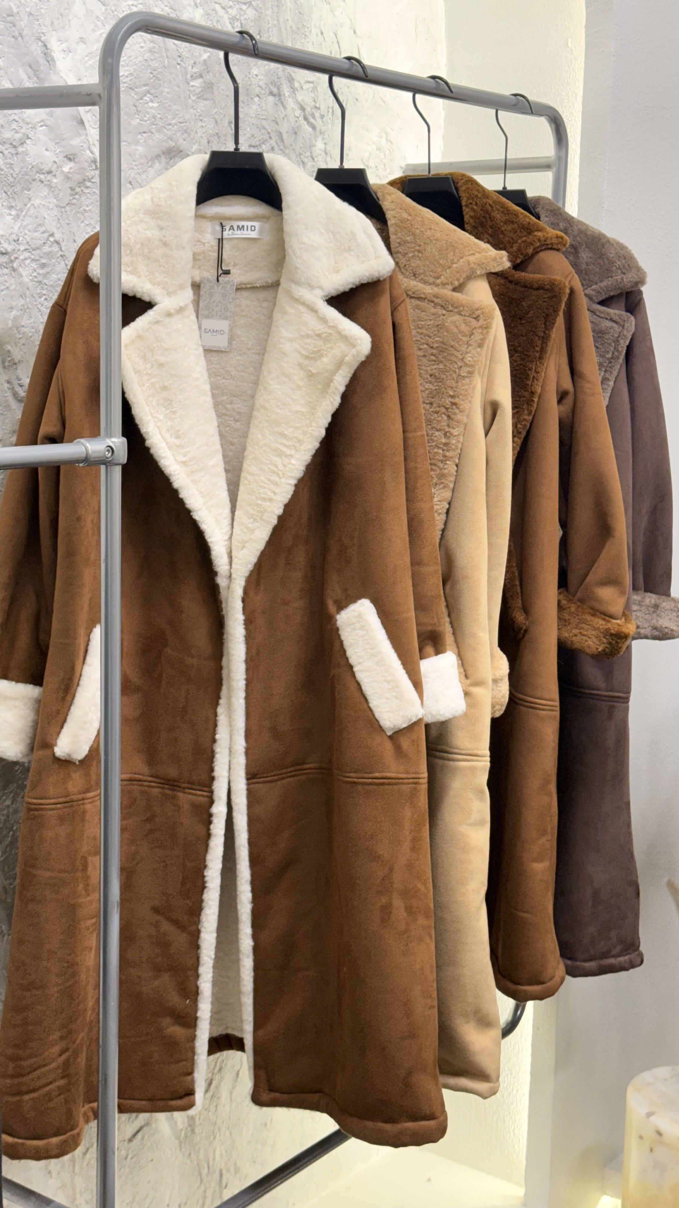 اورکت زنانه پوست داخل خز یقه انگلیسی (کد 447)